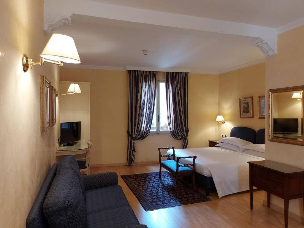 Phi Hotel Canalgrande 20