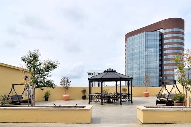 Embassy Suites by Hilton Nashville Downtown 12