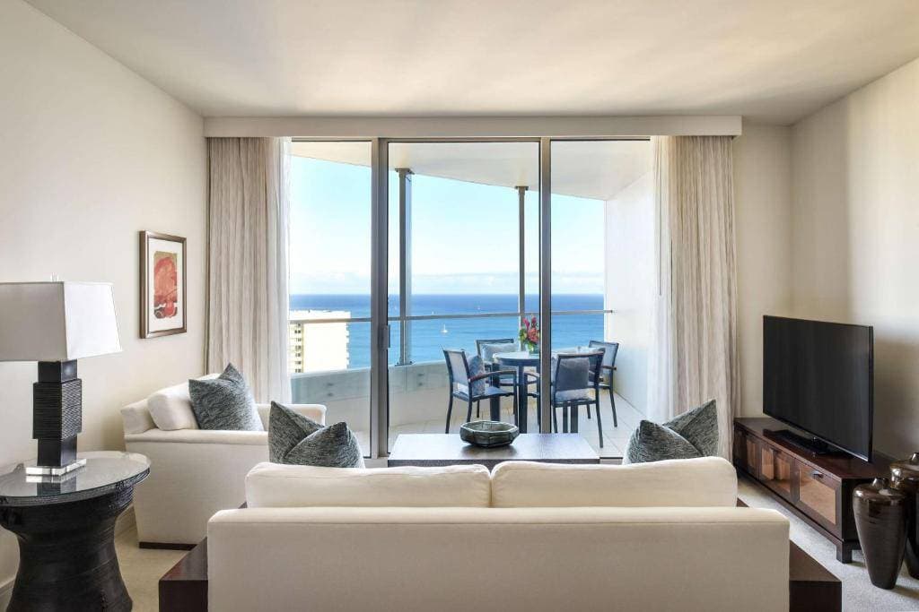 Ka La'i Waikiki Beach, LXR Hotels & Resorts 20