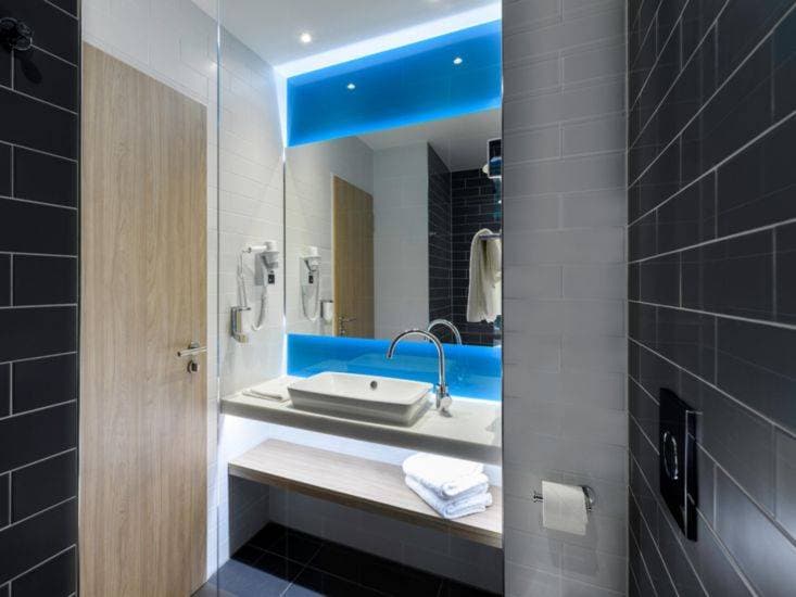 Holiday Inn Express Regensburg 14