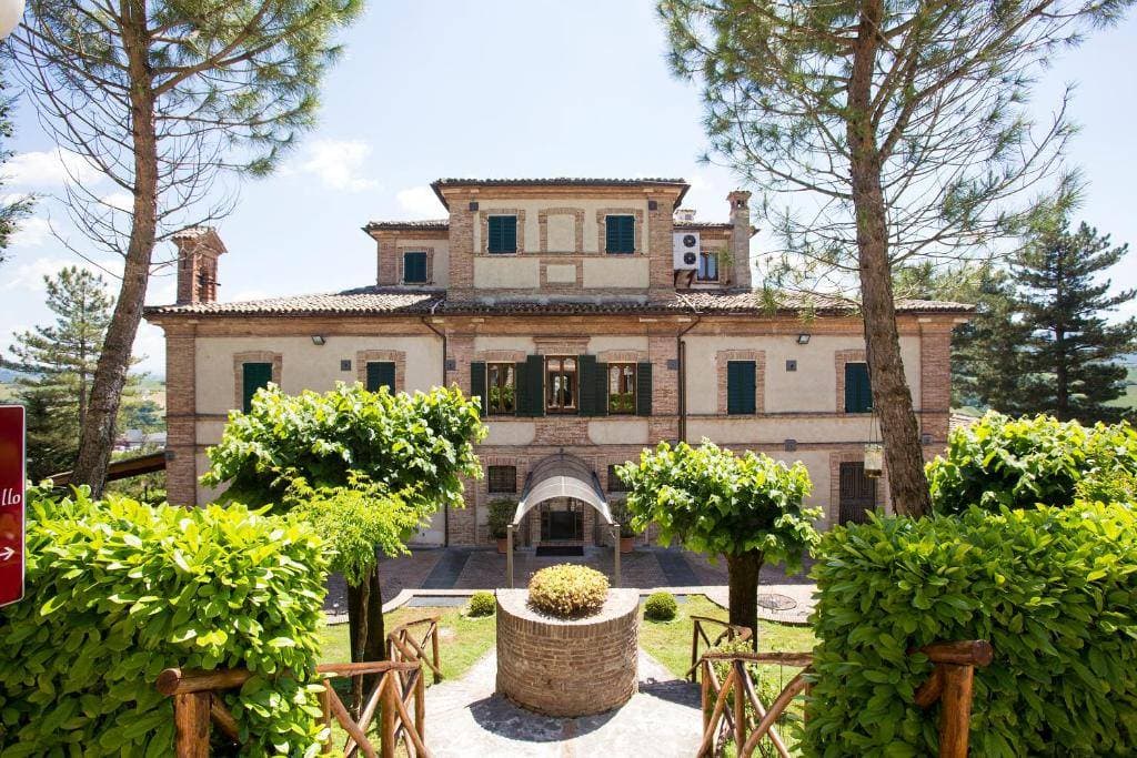 Marchese del Grillo 6