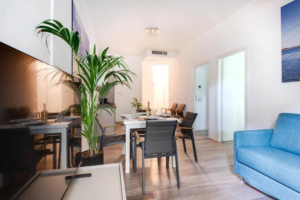 Elegance Suite Apartments 7