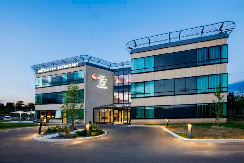 Best Western Plus Hotel Escapade Senlis 1