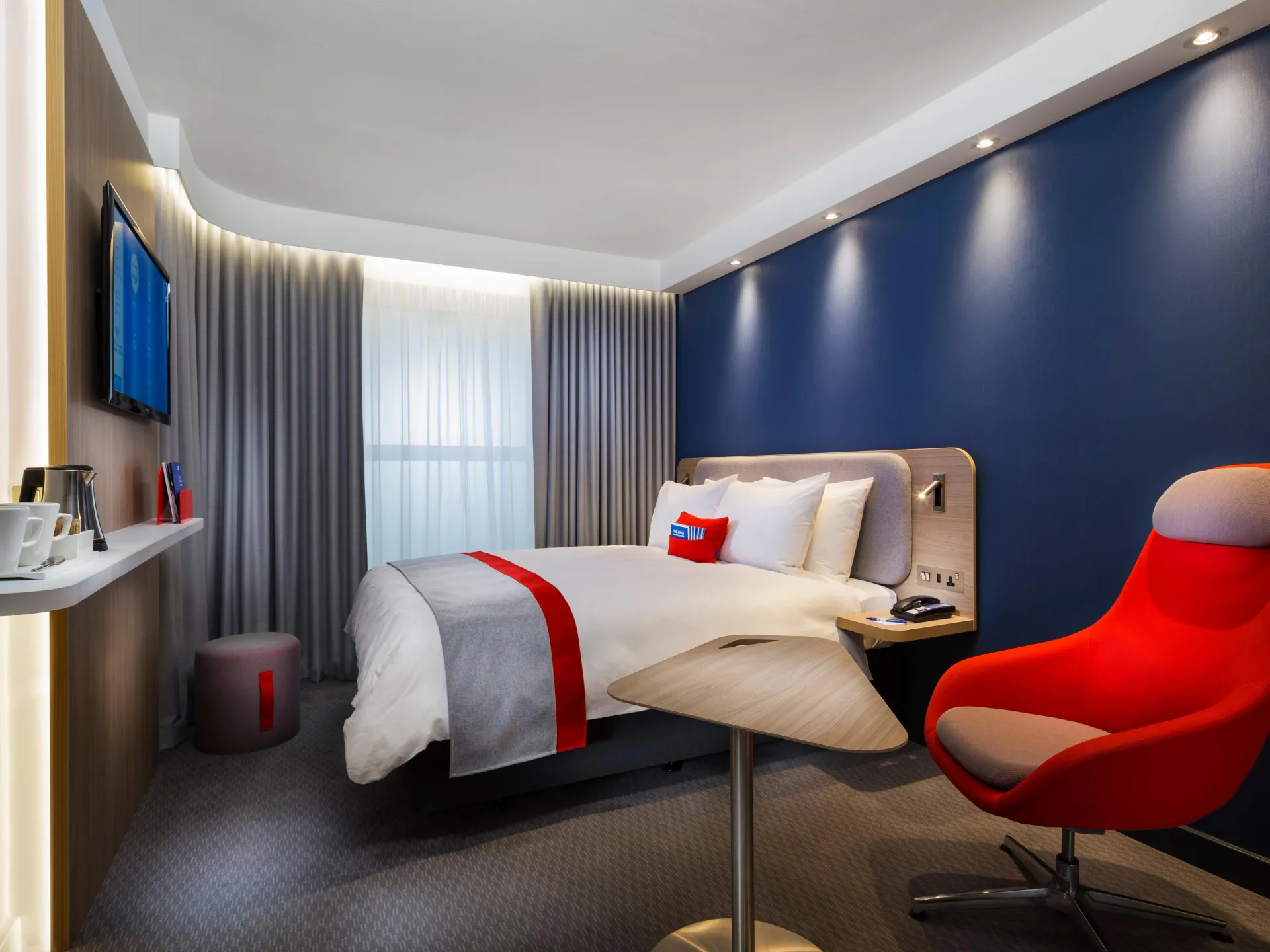 Holiday Inn Express Wiesbaden 10