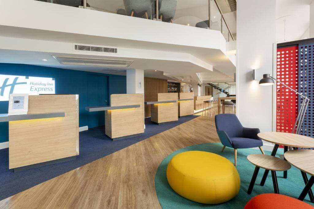 Holiday Inn Express Edinburgh City Centre by IHG 3