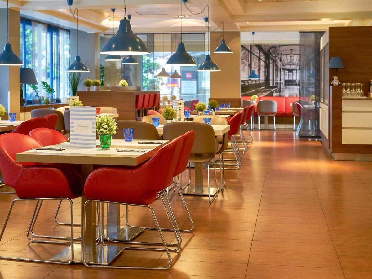 Ibis Milano Centro 9