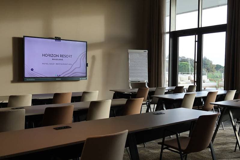 Horizon Resort Massane 19