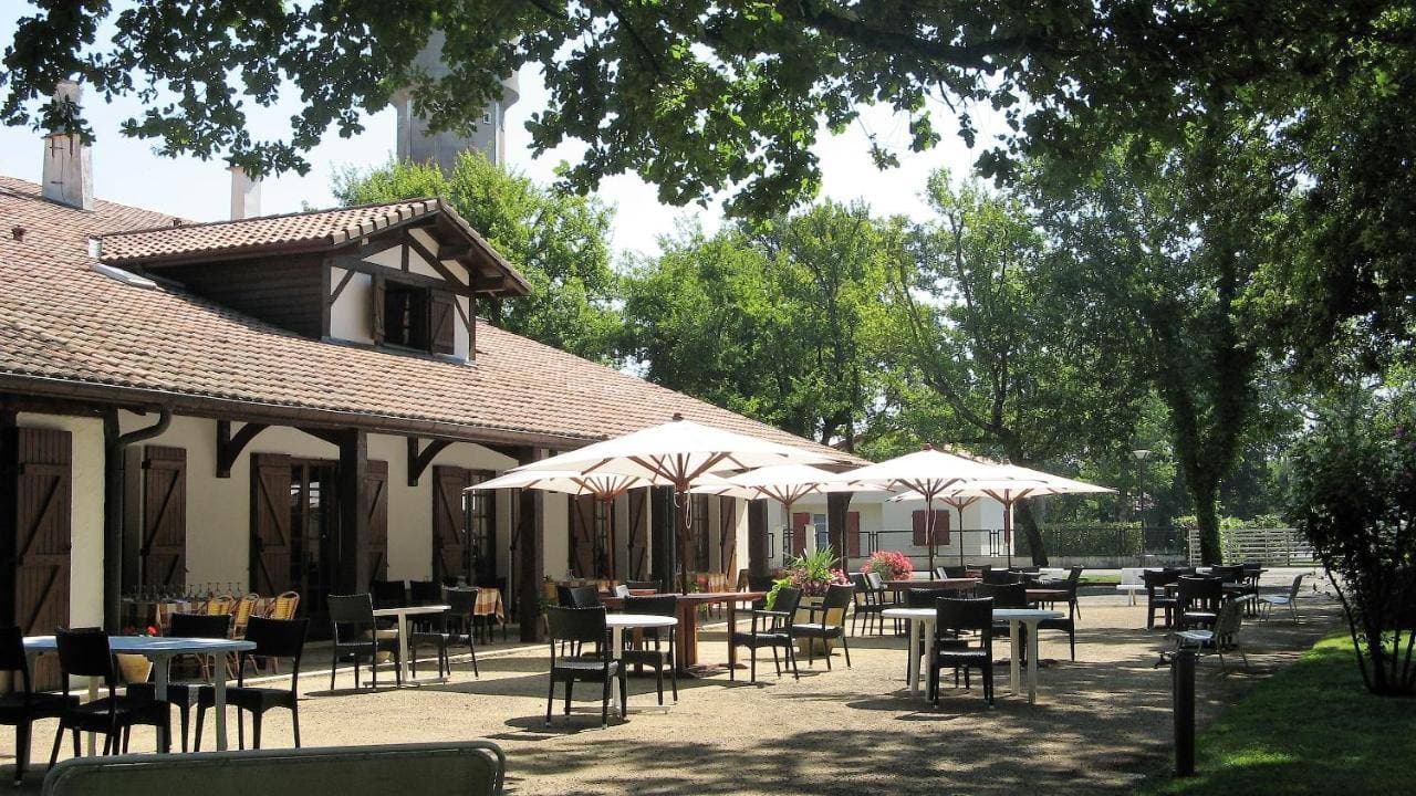 L'Auberge des Pins 1