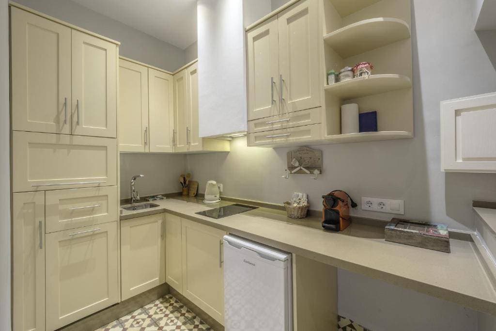 ApartaSuites Alberca 32