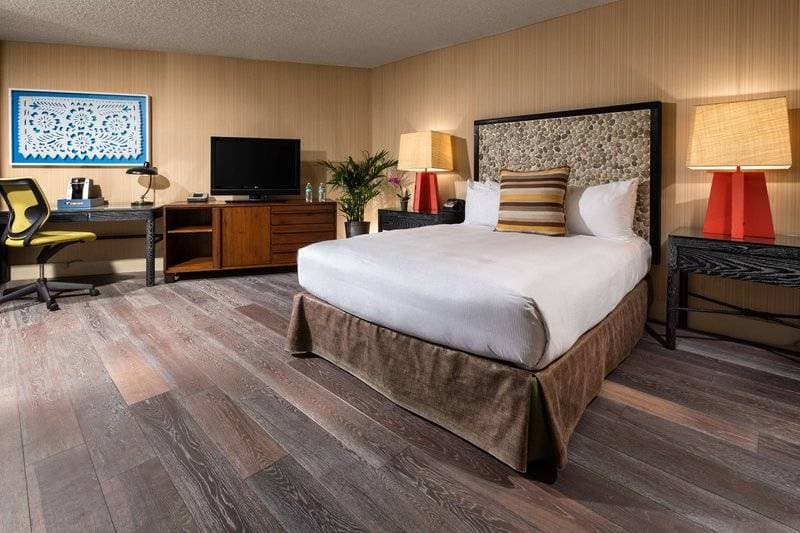 Hotel Maya - a DoubleTree by Hilton 25