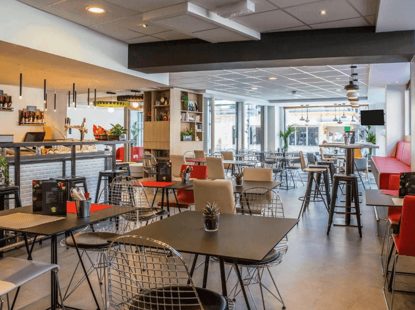 Ibis Lausanne Centre Hotel 6