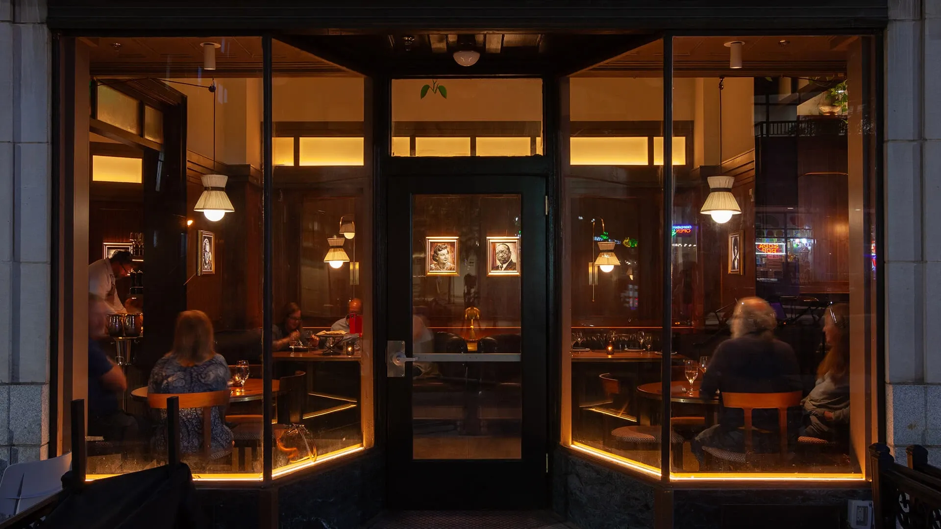 The Flat Iron Hotel 5