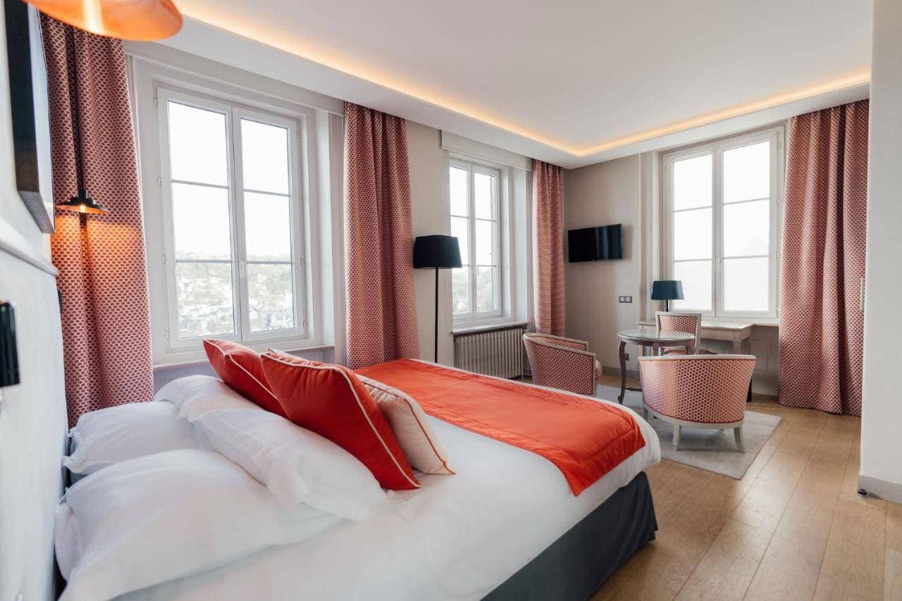 Le Dormy House 19