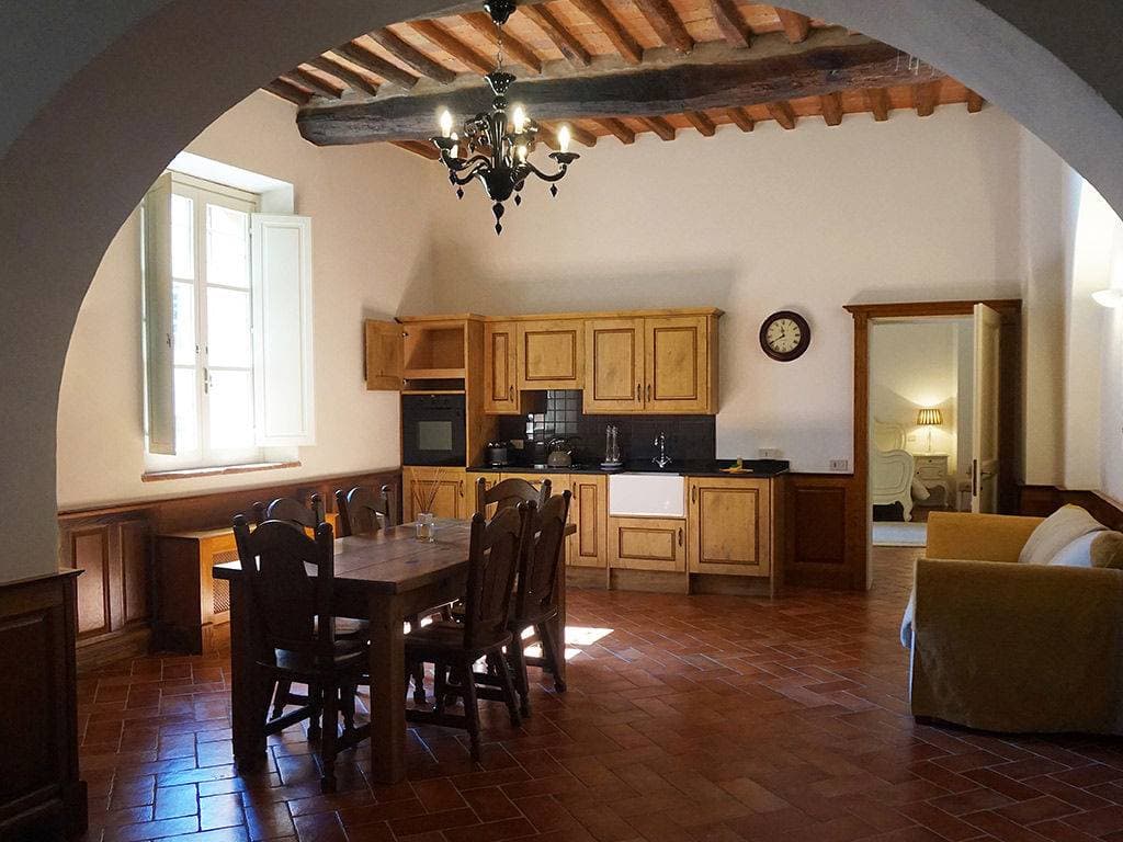 Borgo Di Colleoli Resort Tuscany 6