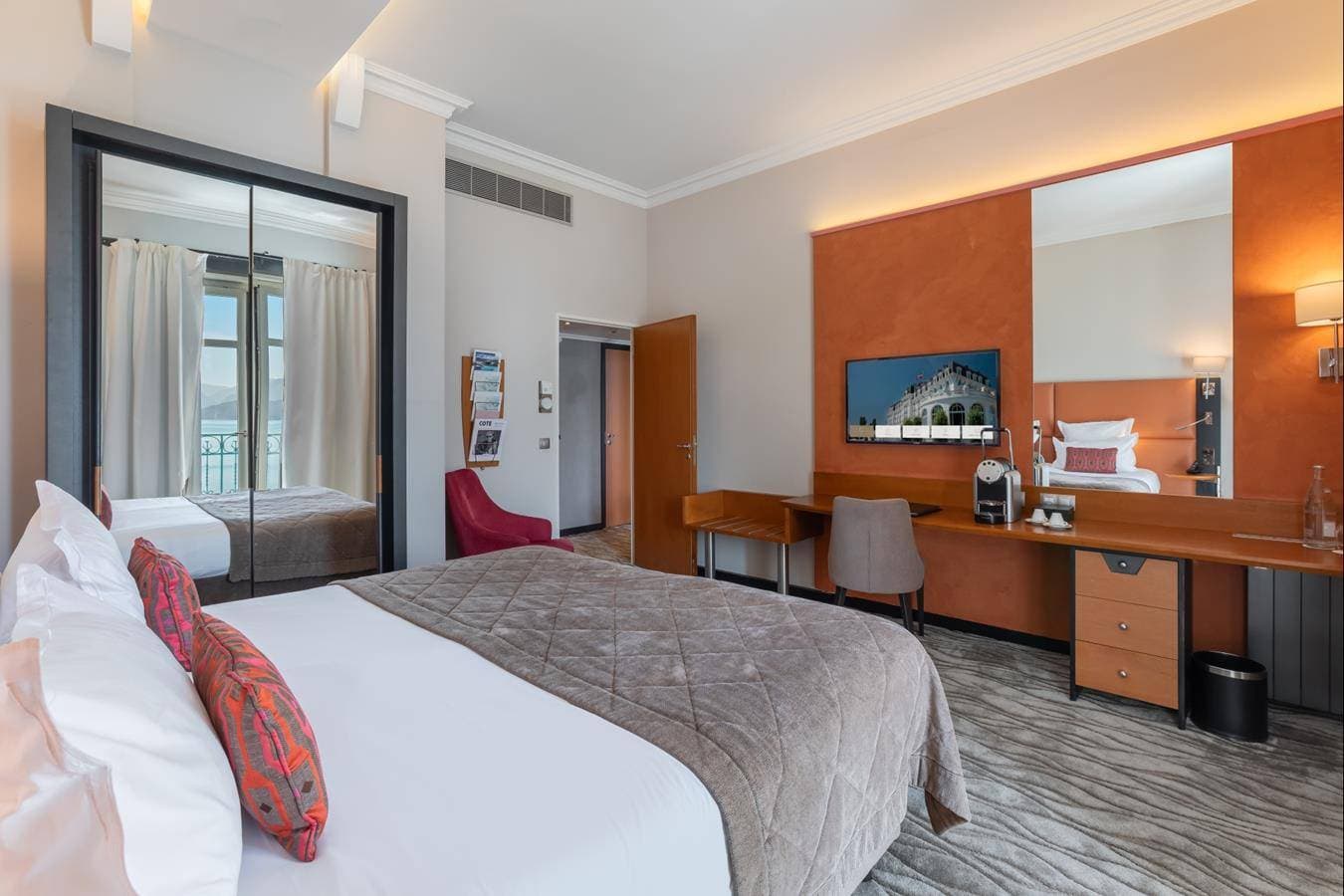 Hotel Imperial Palace  28
