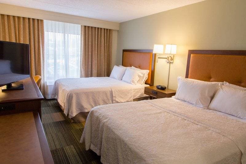 Hampton Inn & Suites Albany Downtown 8
