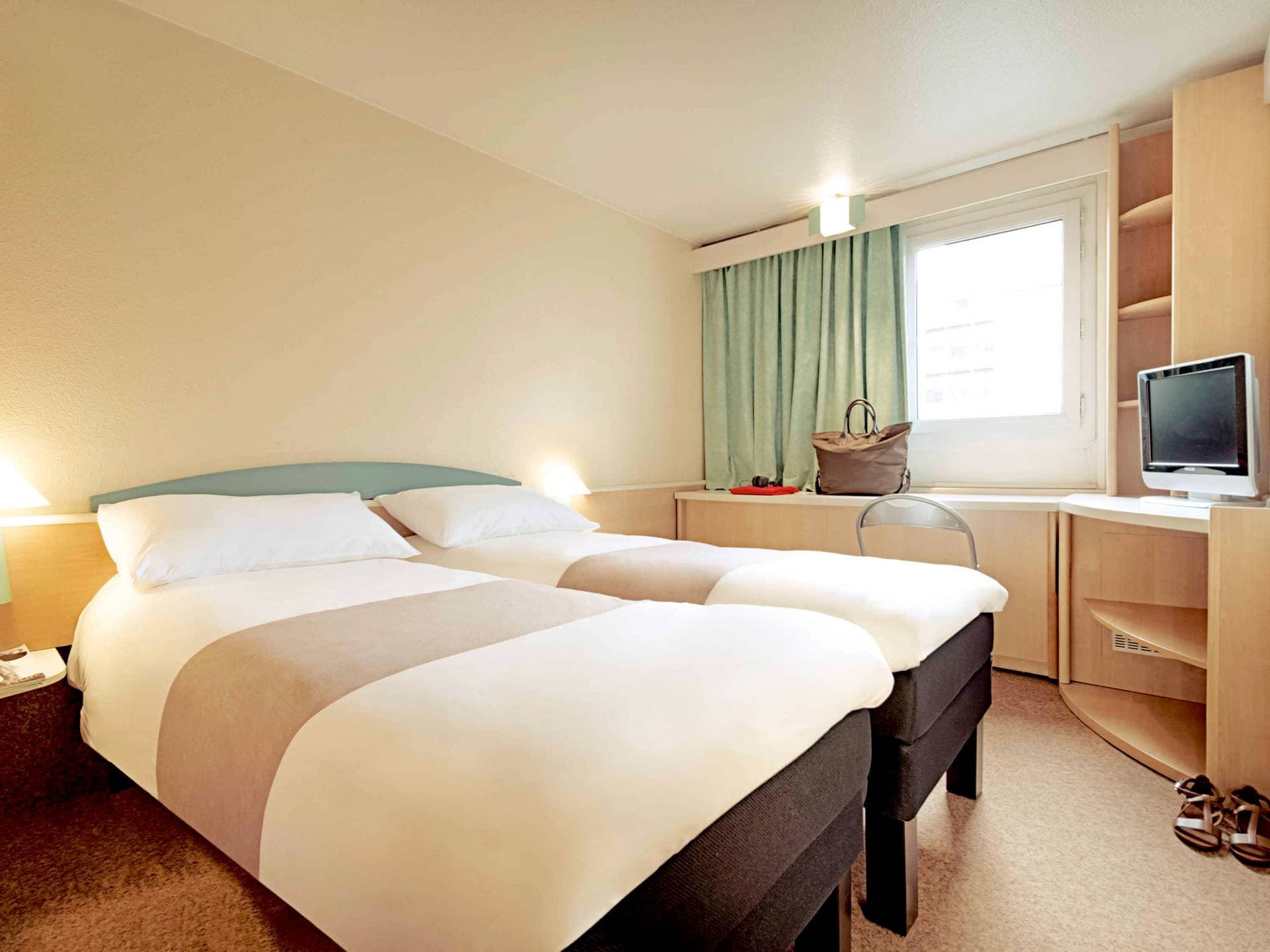 ibis Augsburg Koenigsplatz 9