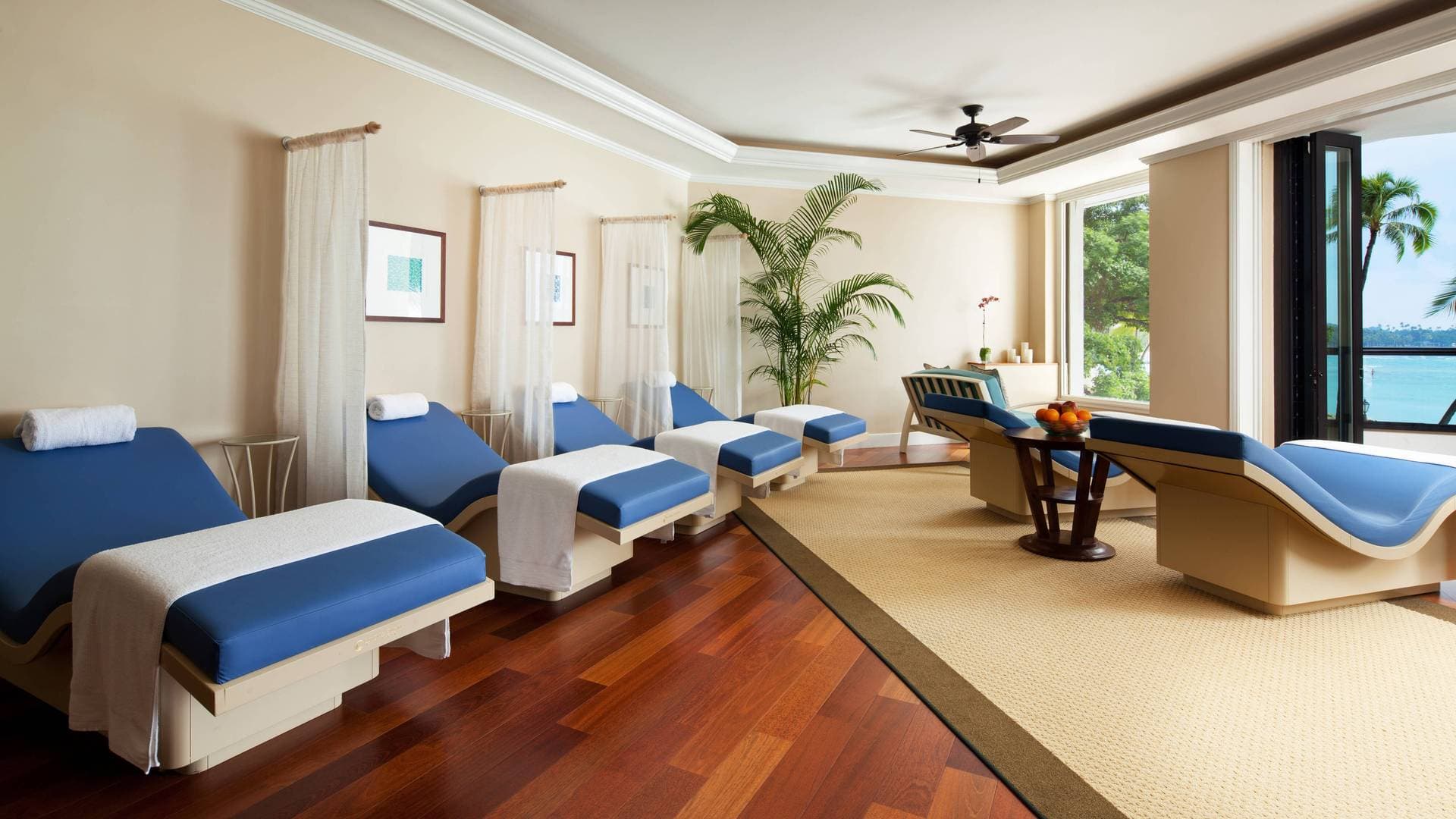 Moana Surfrider, A Westin Resort & Spa, Waikiki Beach 43