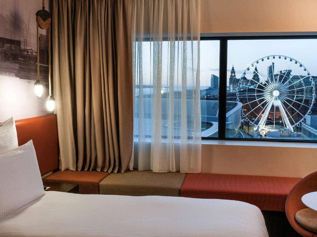 Pullman Liverpool 13
