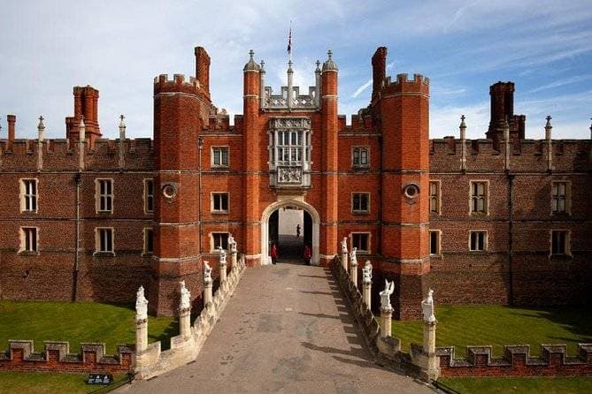 Hampton Court Palace 2