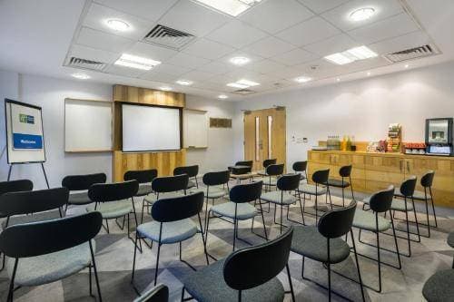 Holiday Inn Express London - Watford Junction by IHG 20
