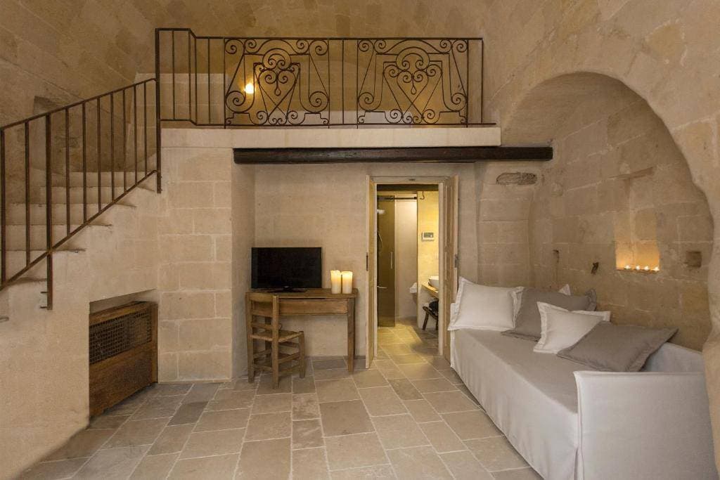 Corte San Pietro 18
