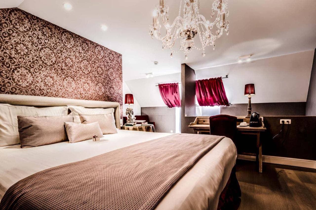 Hotel De Castillion 13