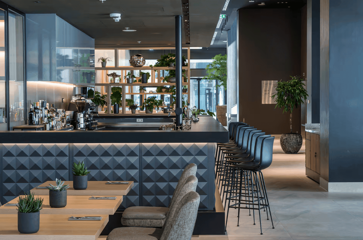 Meliá Frankfurt City 7