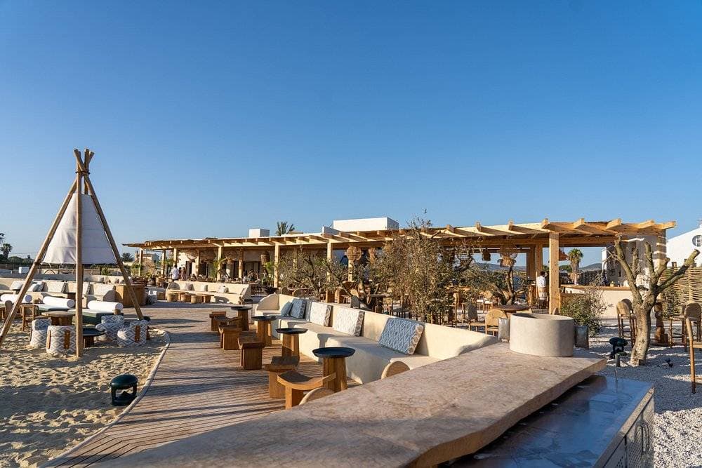 Valhalla Beach Club 12