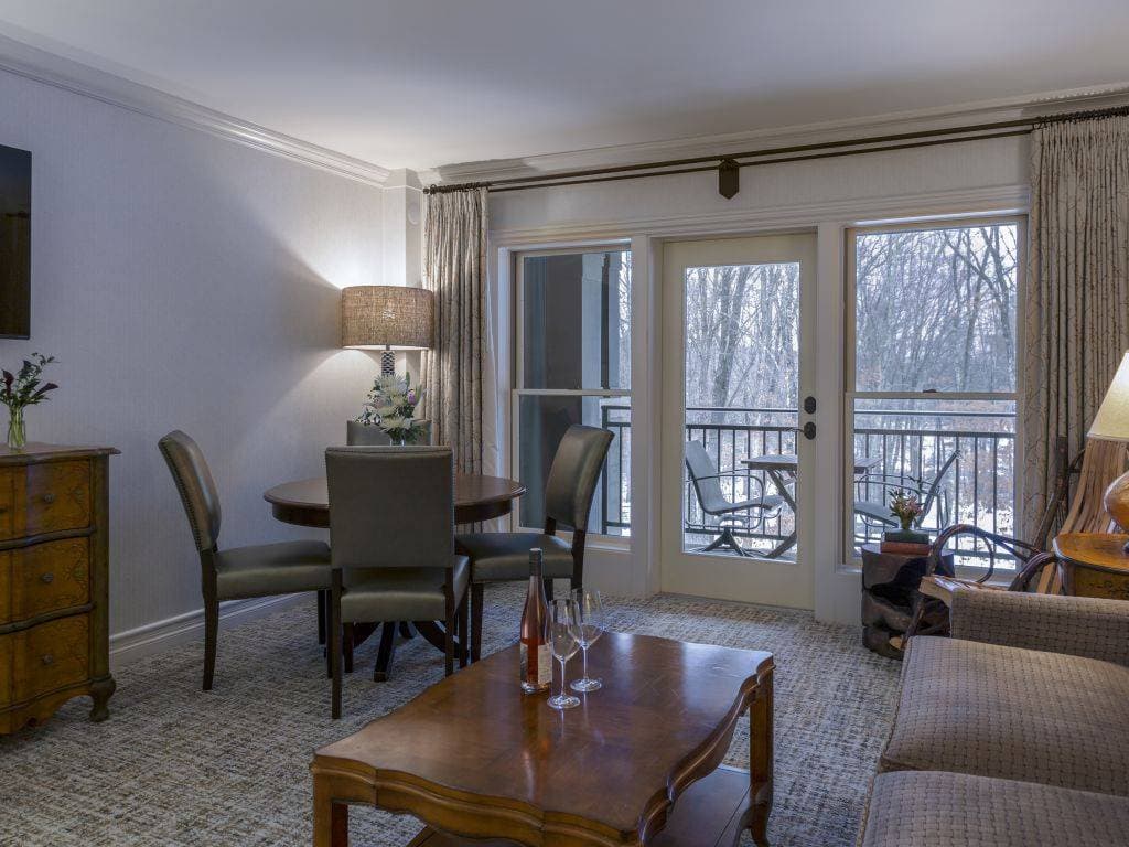 The Lodge at Woodloch 18