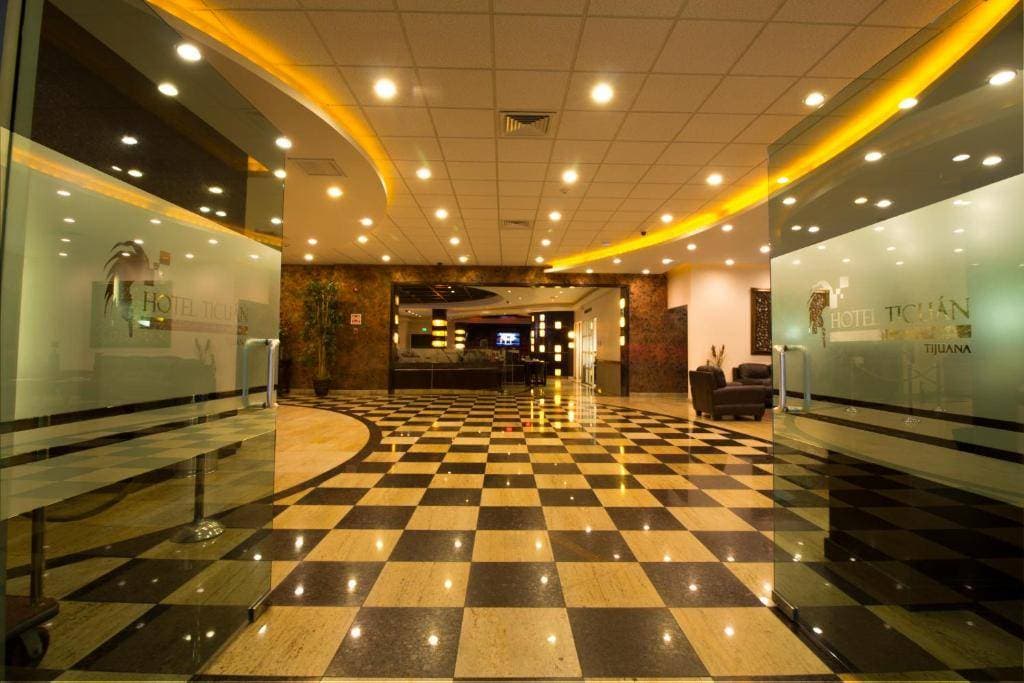 Hotel Ticuan 9