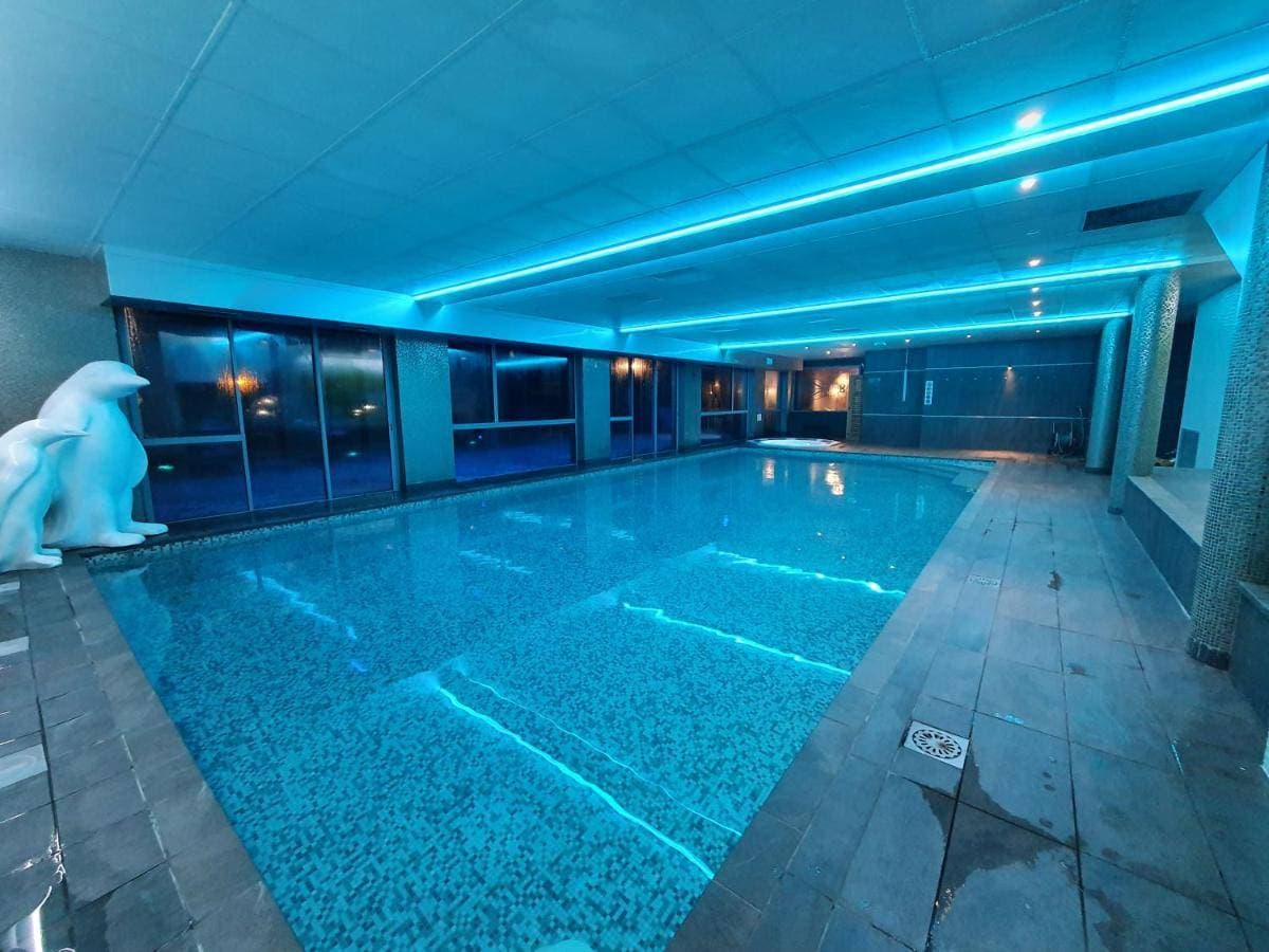  Best Western Hôtel Aquakub 5