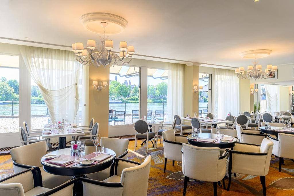 Crowne Plaza Maastricht by IHG 4