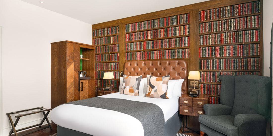 Hotel Indigo Edinburgh - Princes Street 10