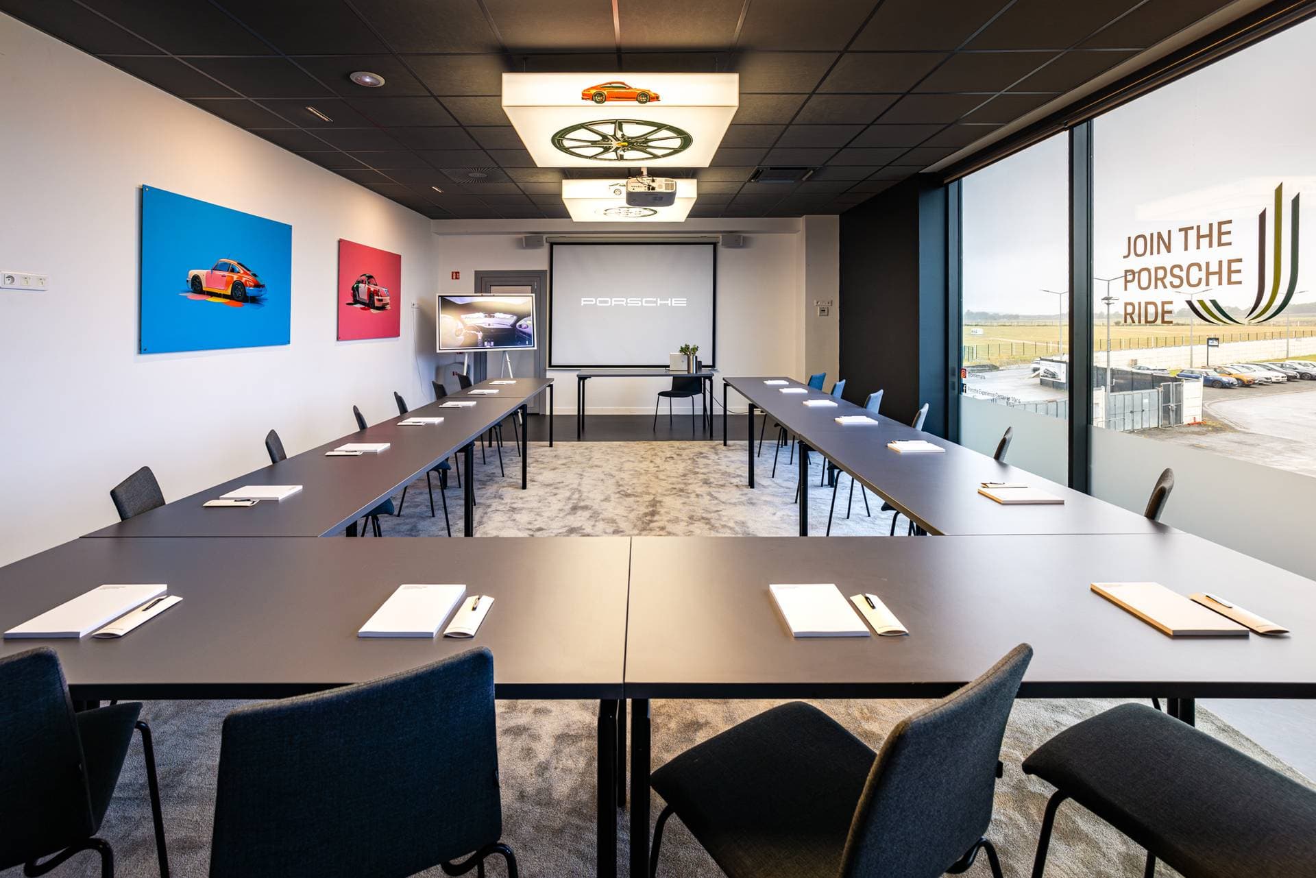 Porsche Experience Center 13