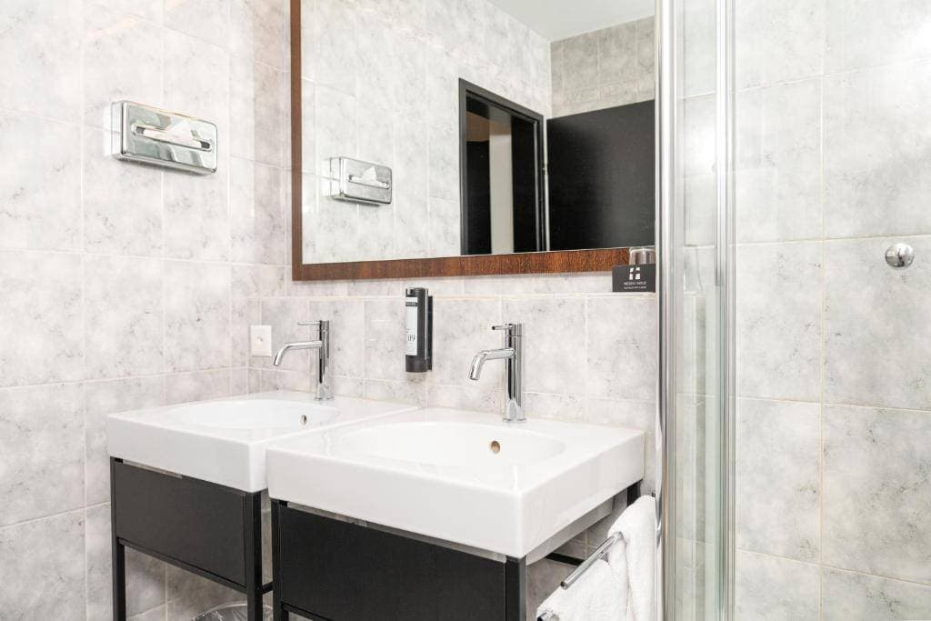 Boutique Hotel zum Weissen Kreuz 18