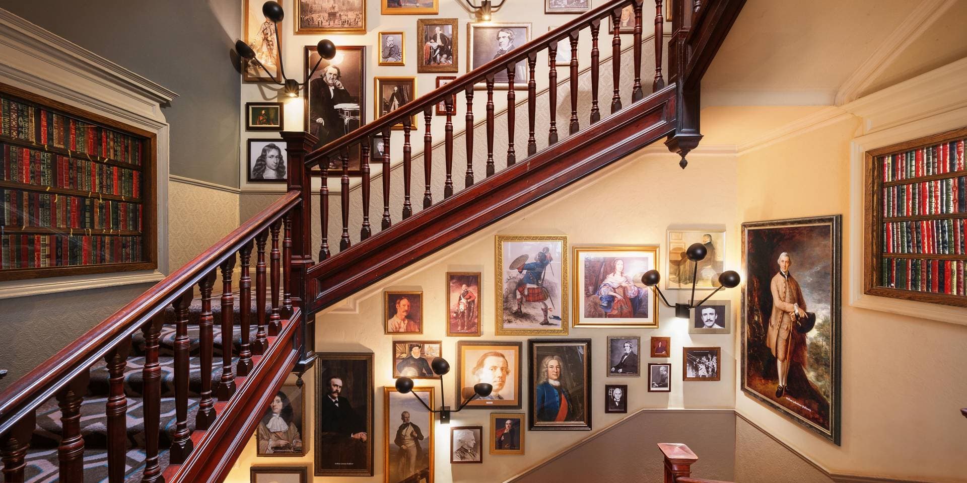 Hotel Indigo Edinburgh - Princes Street 2