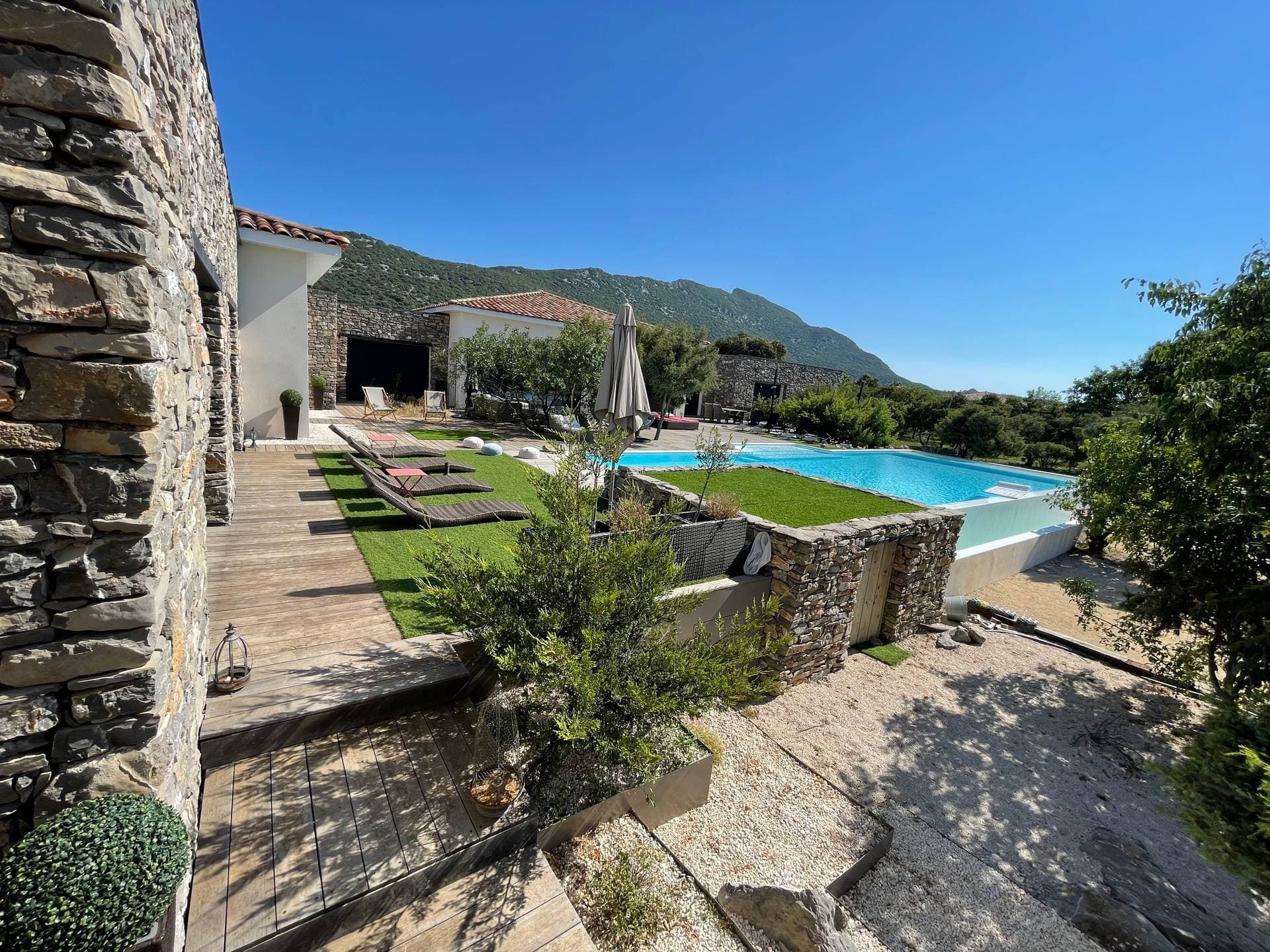 Le domaine du Cade 23