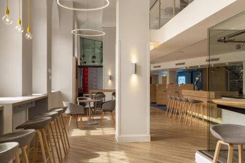 Holiday Inn Express Edinburgh City Centre by IHG 5