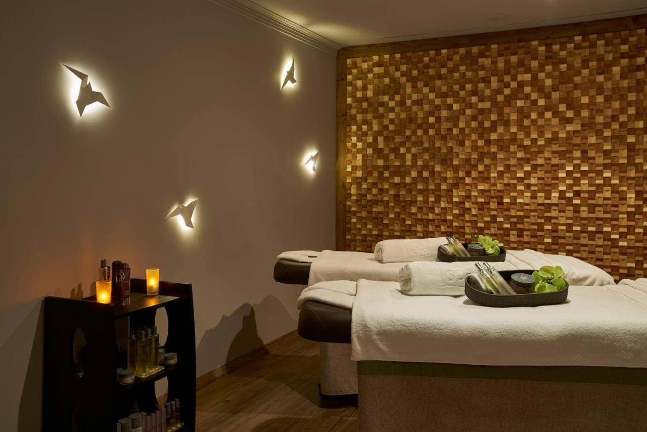 Suite Hotel Eden Mar 15