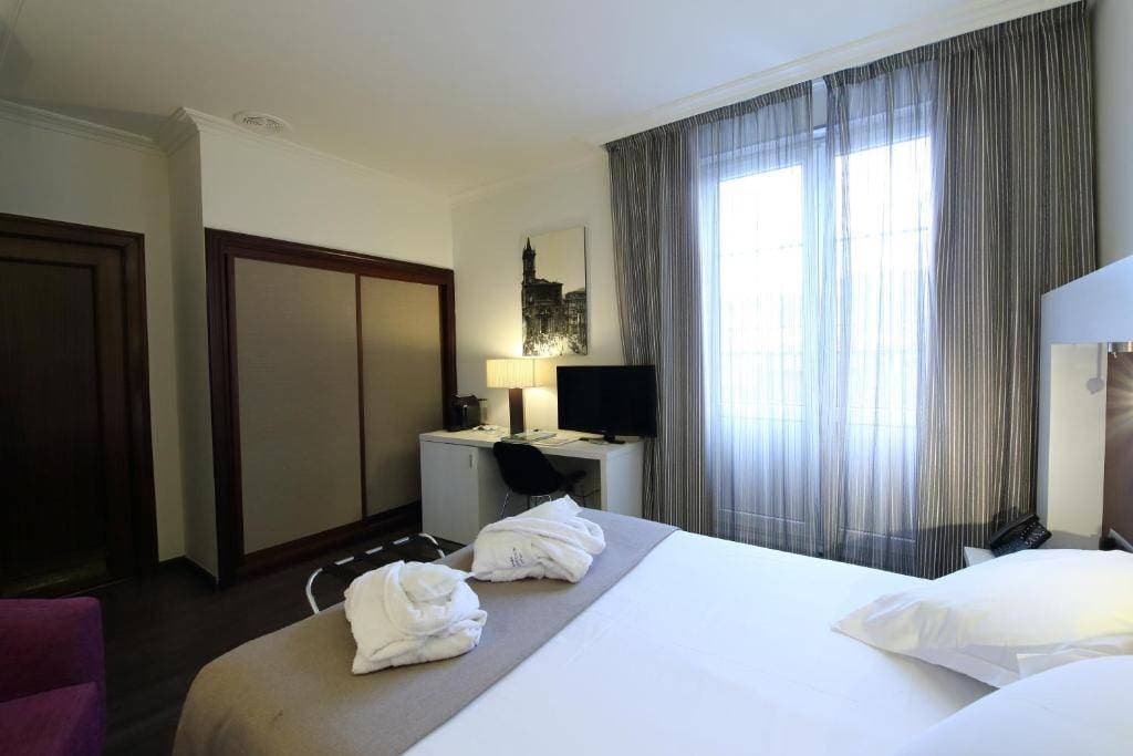 Gran Hotel Espana 10