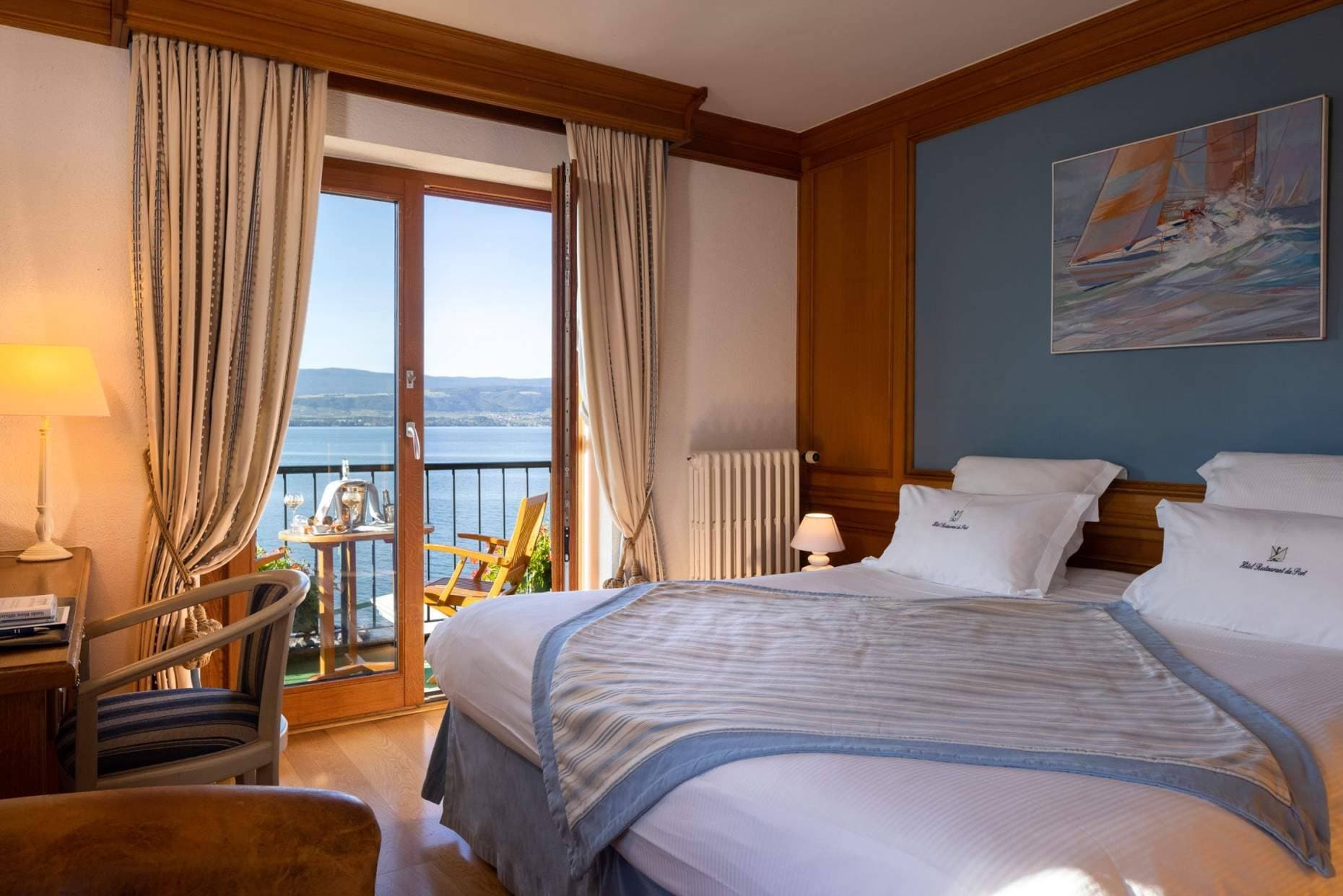 Hôtel Restaurant du Port 11