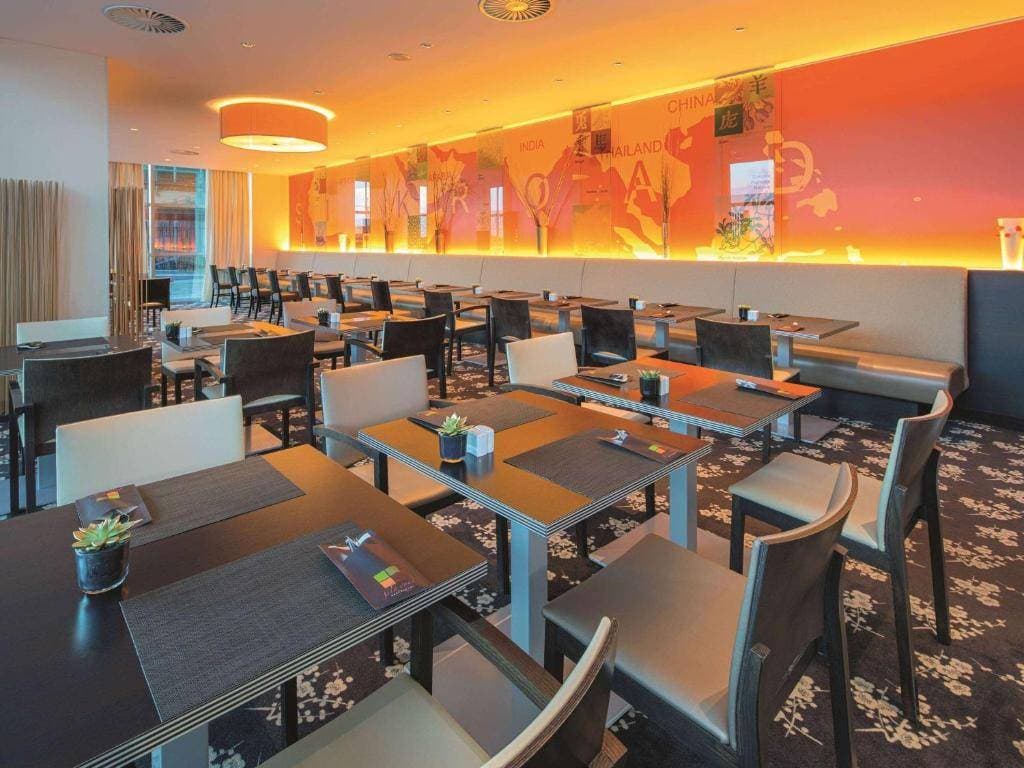 Mövenpick Hotel Amsterdam City Centre 6
