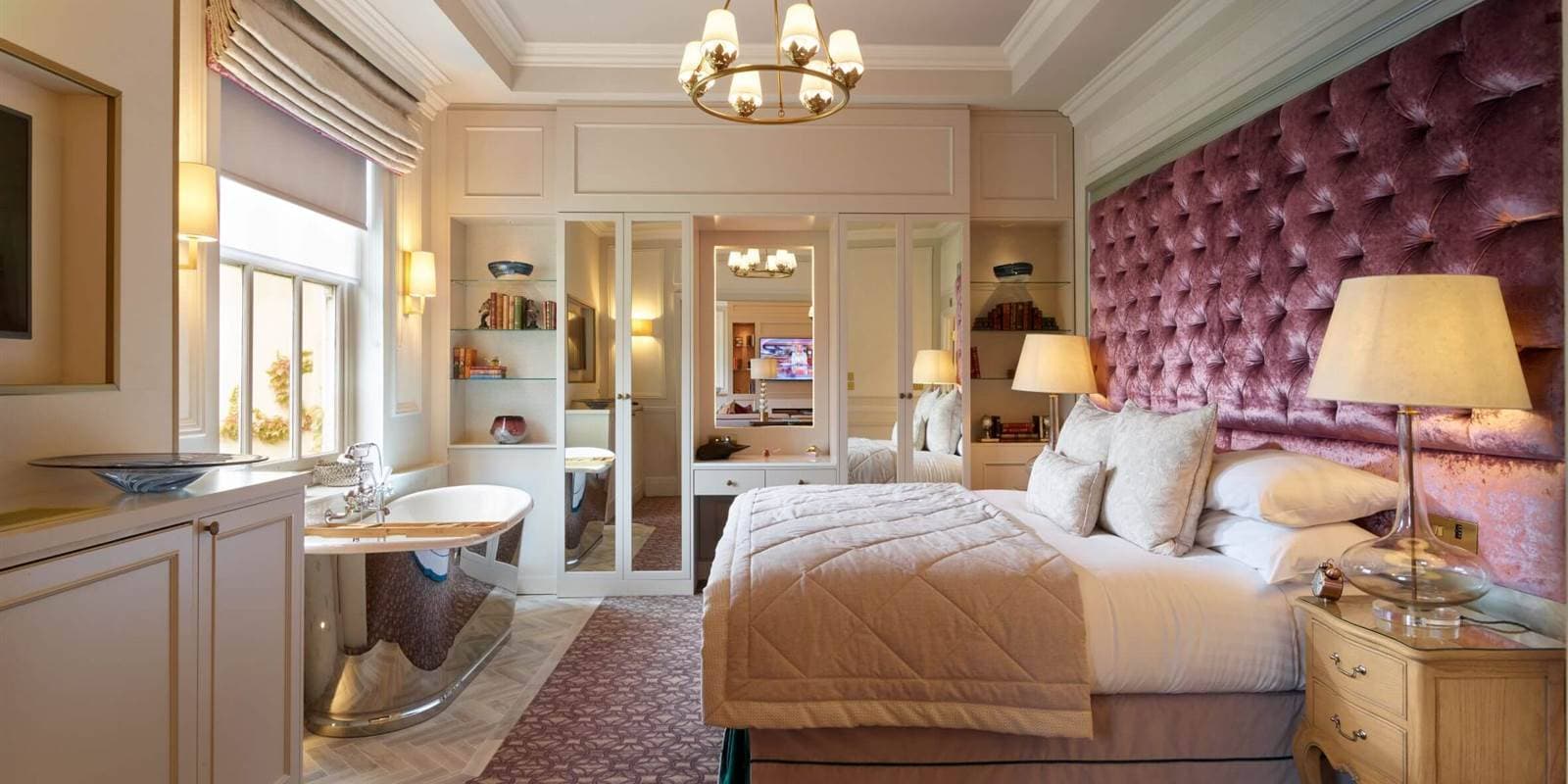 Down Hall Hotel 41