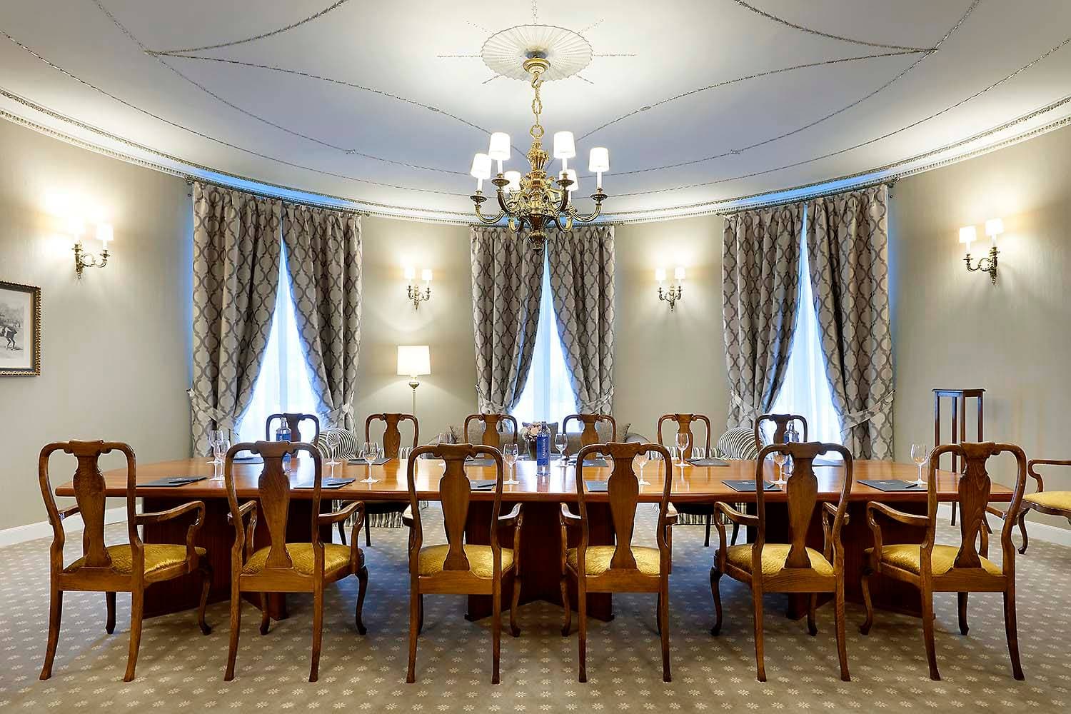 Eurostars Hotel Real 8