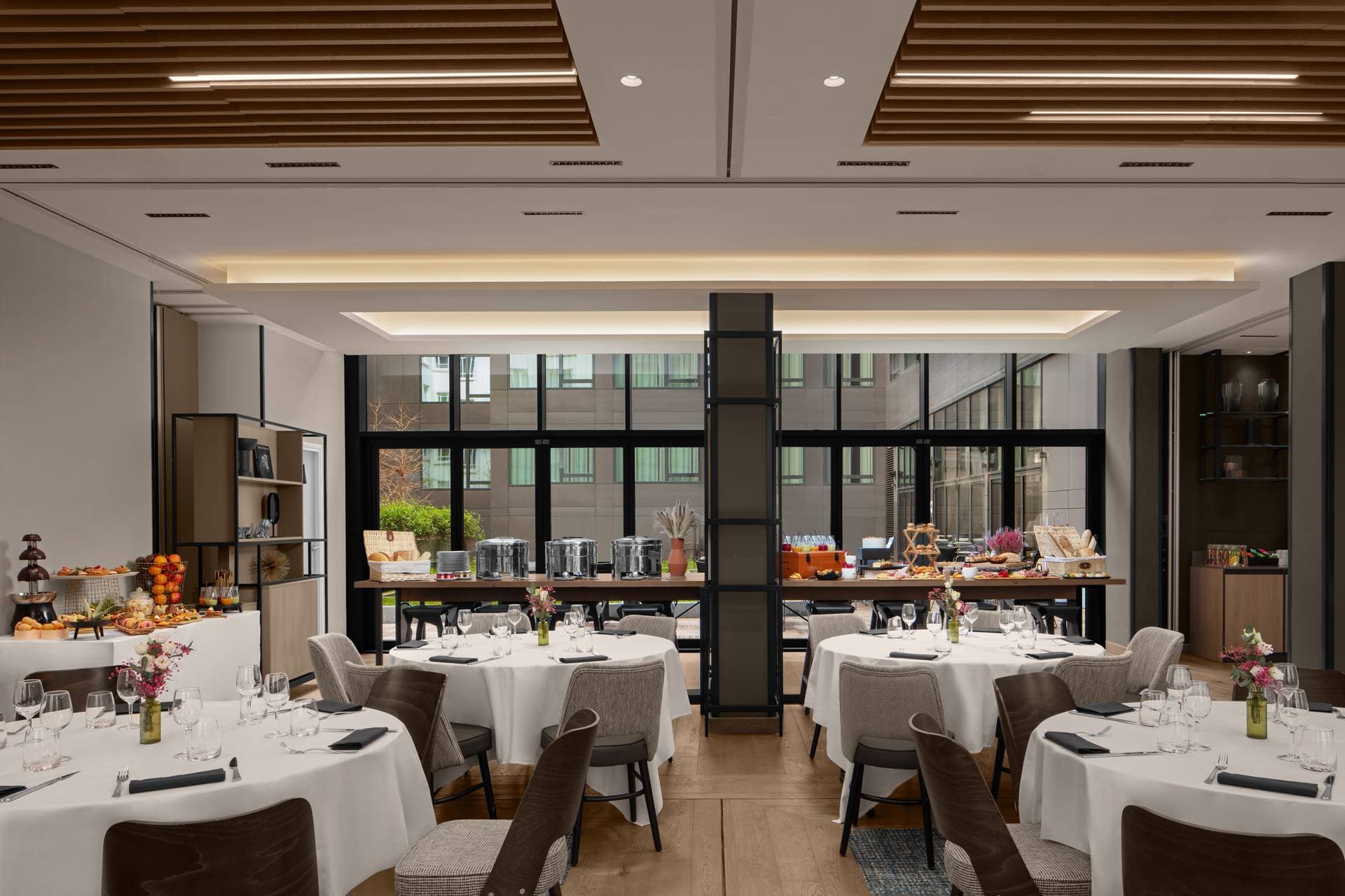 Courtyard by Marriott Paris Porte de Versailles 16