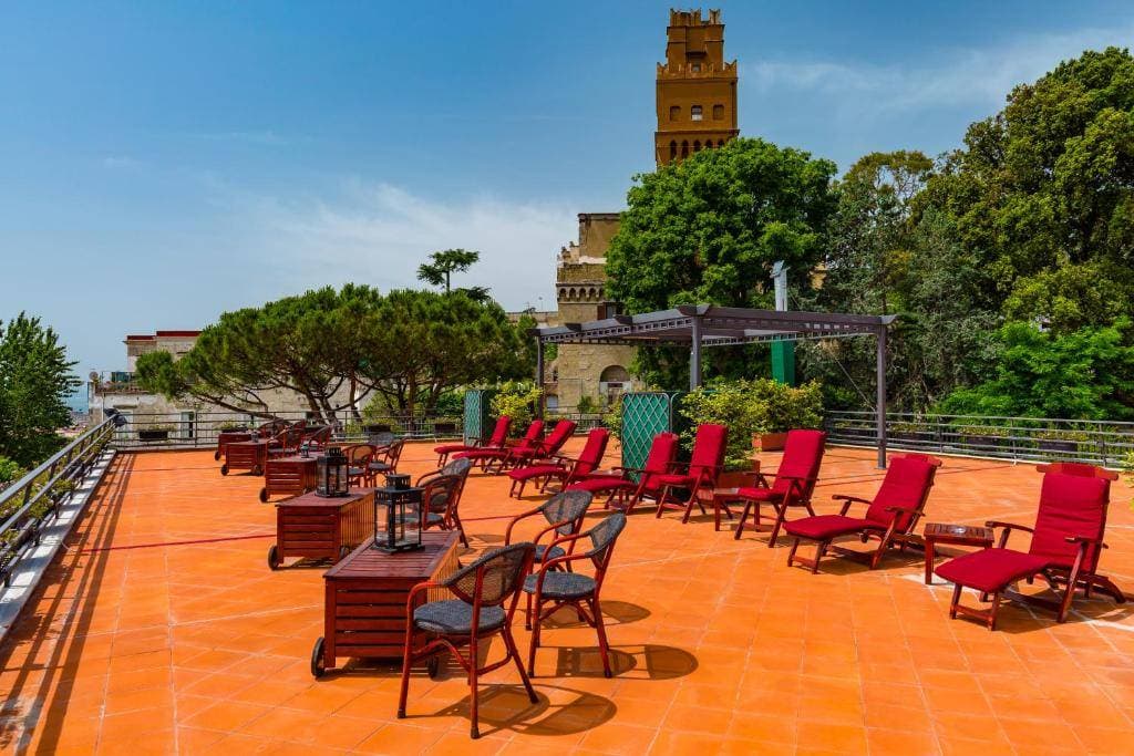 Villa Capodimonte 6