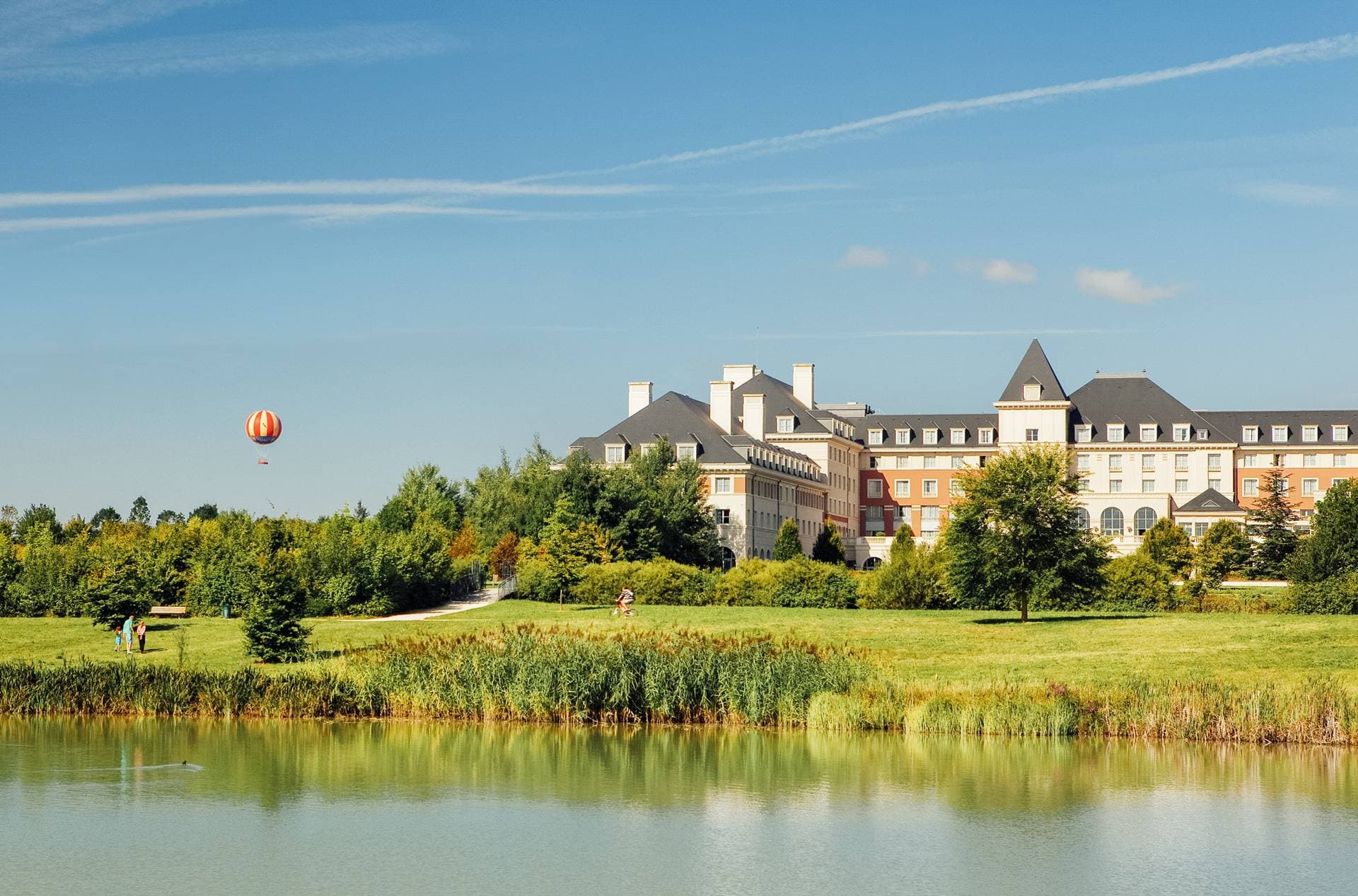 L'Hôtel Dream Castle 10