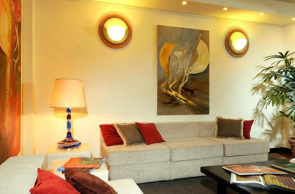 Phi Hotel Bologna 7