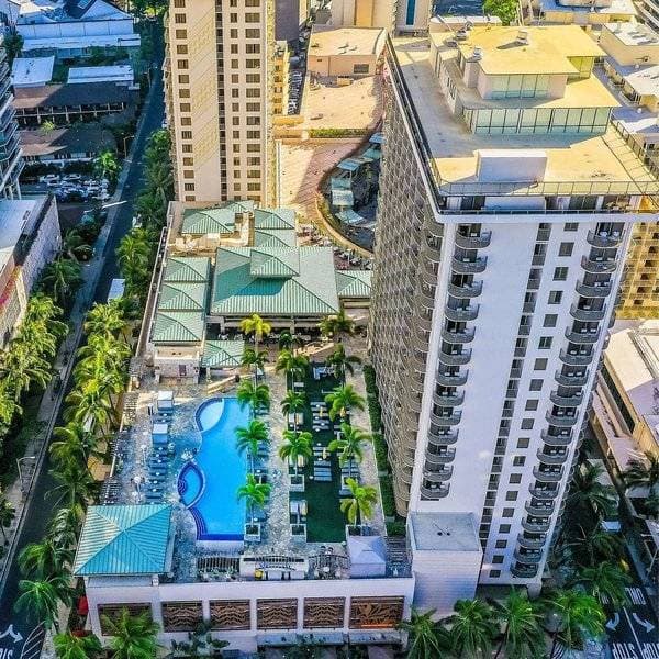 Embassy Suites Waikiki Beach Walk 82